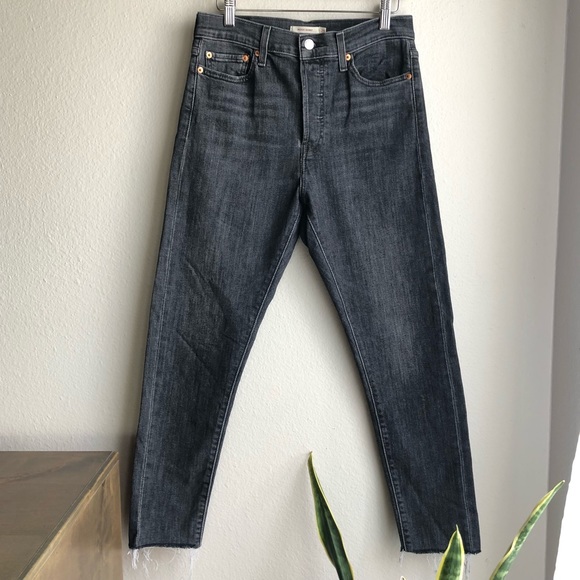LEVI’S Black Wedgie Skinny Size 29